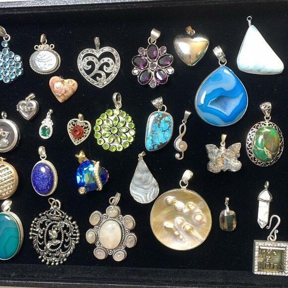 Lot of 31 Mixed Gemstone & Statement Pendants Boho Artisan Some 925 & Vintage - Picture 3 of 16